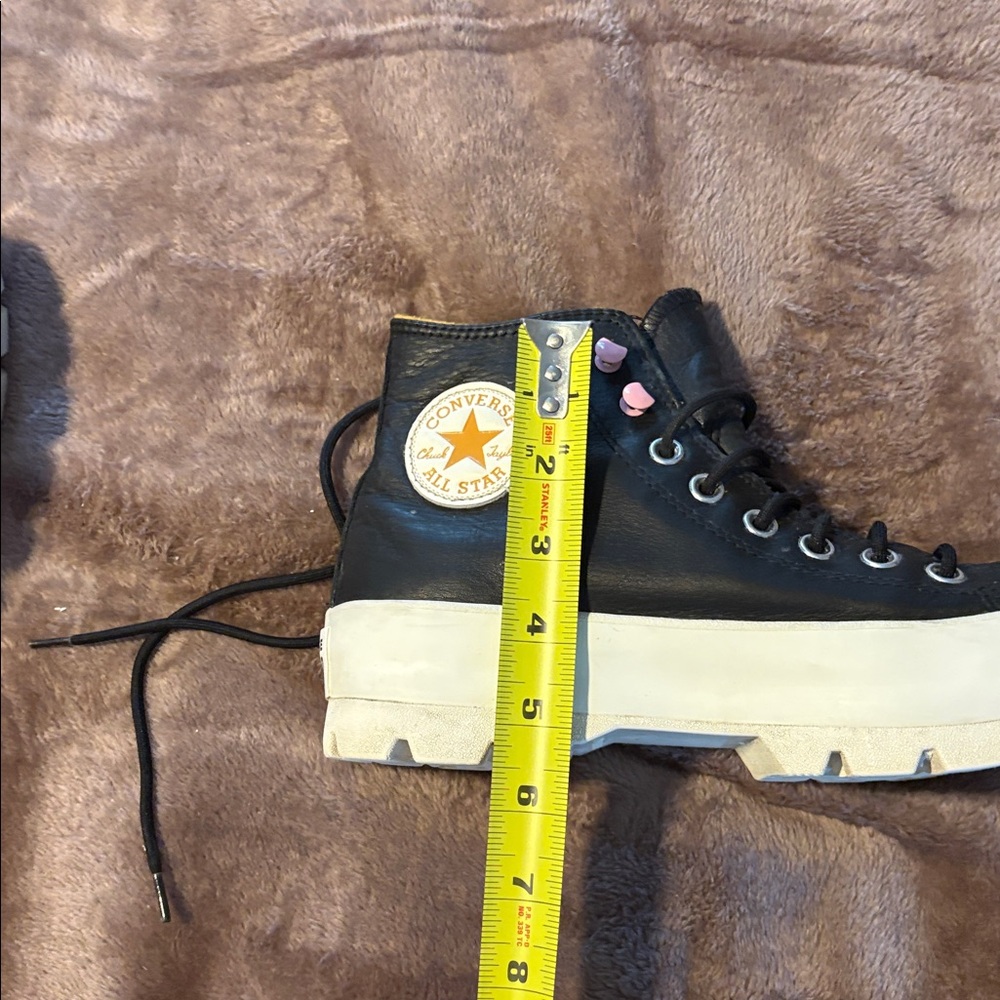 Converse All Star Women’s Size 9 Lugged Heel Leather Rare Shoes Good Condition! - Picture 11 of 11